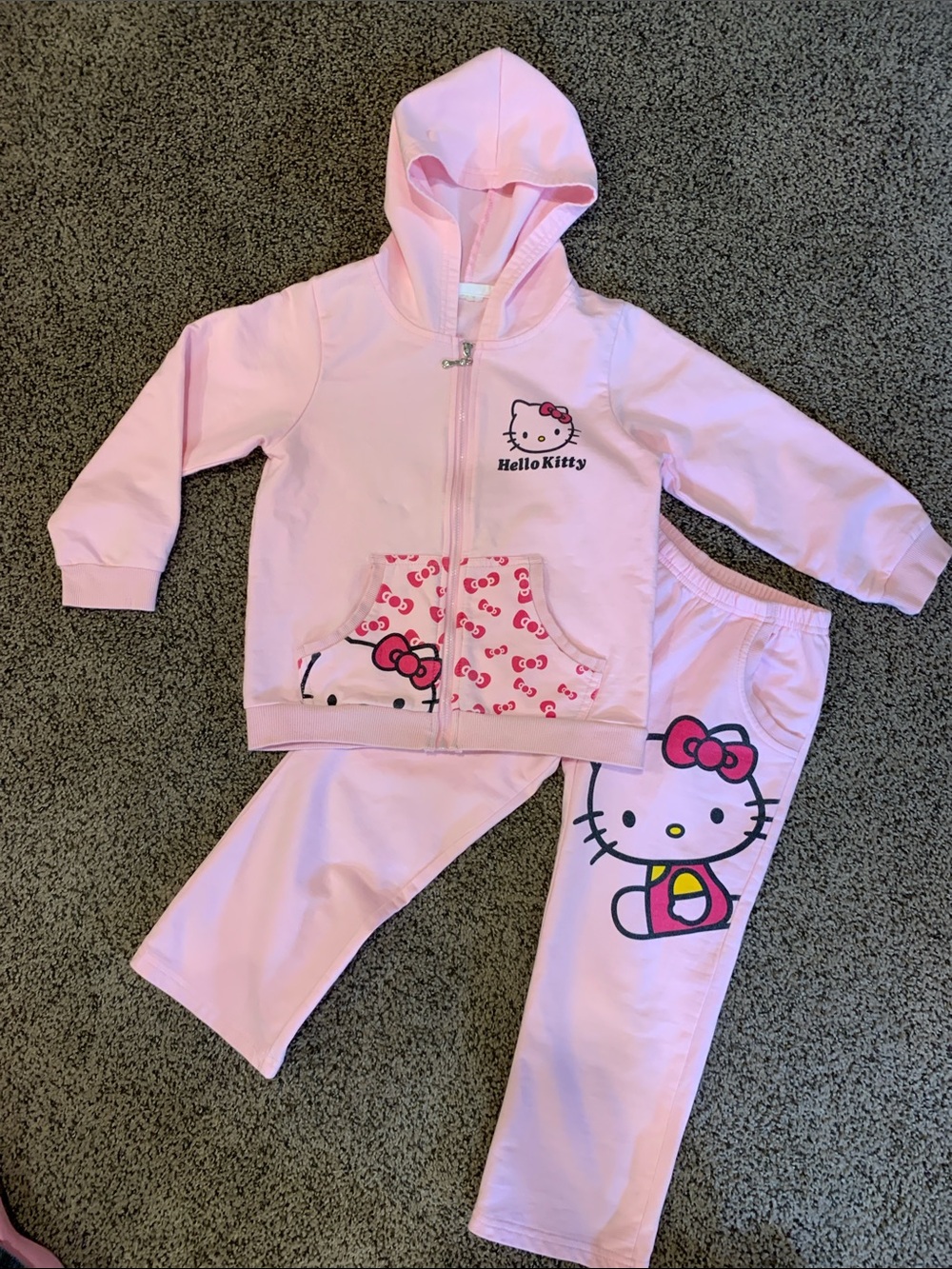 💖2/$60💖Hello Kitty 100% Cotton Light Pink Hoodie and Pants Set with Bow Graphics